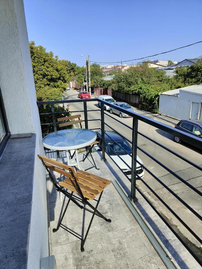 2 Rooms Apartment I Love Tea Bucarest Esterno foto