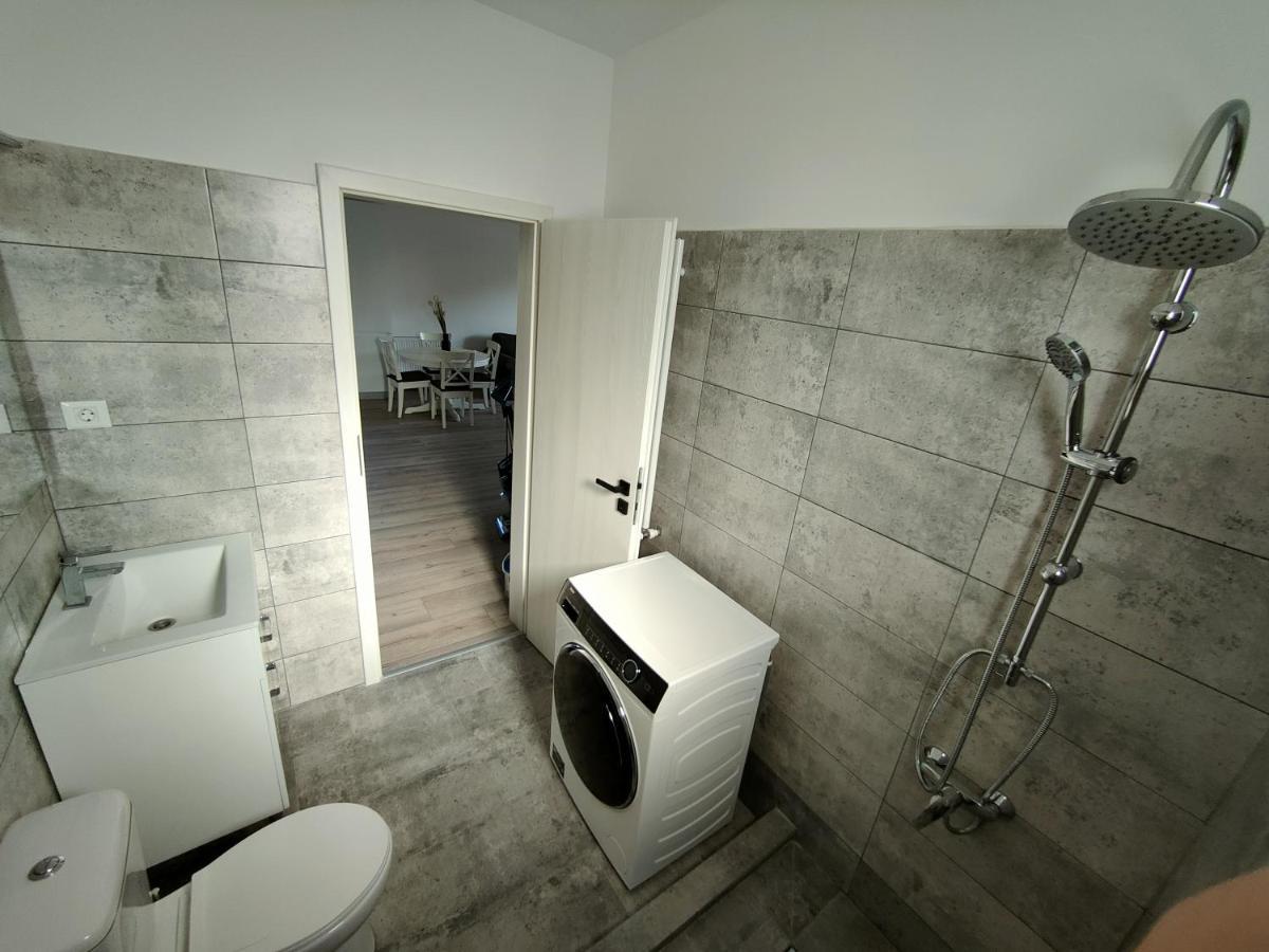 2 Rooms Apartment I Love Tea Bucarest Esterno foto