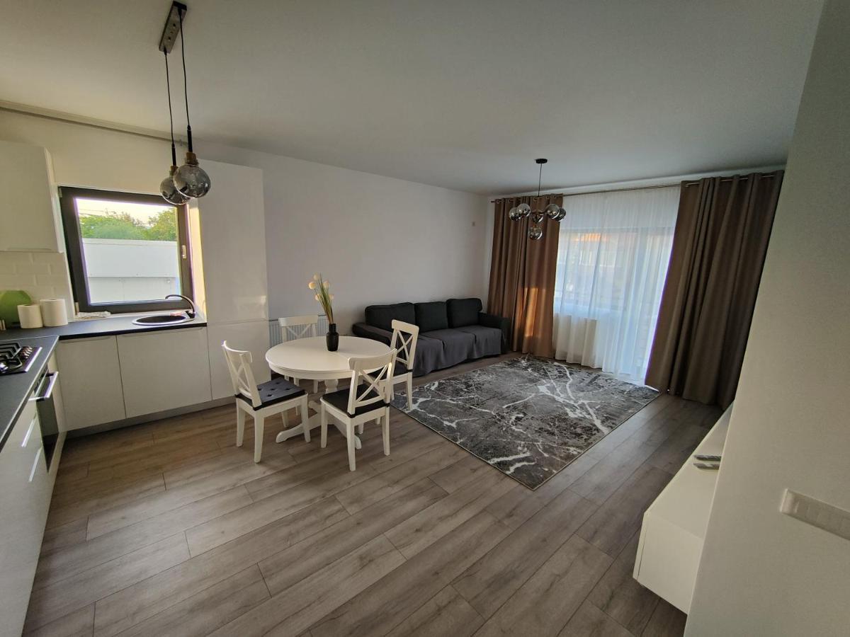 2 Rooms Apartment I Love Tea Bucarest Esterno foto
