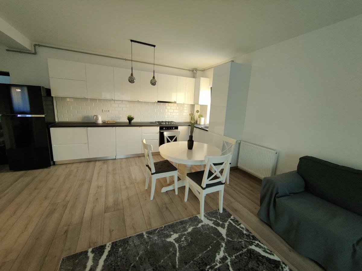 2 Rooms Apartment I Love Tea Bucarest Esterno foto