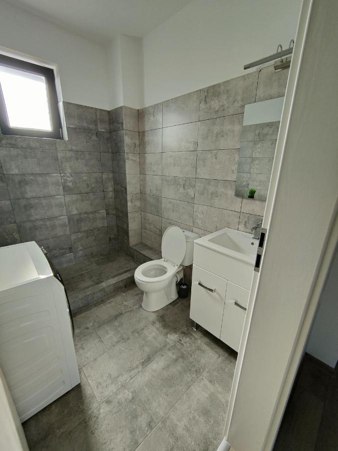 2 Rooms Apartment I Love Tea Bucarest Esterno foto