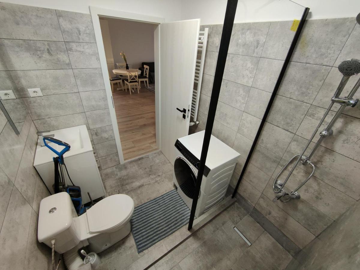 2 Rooms Apartment I Love Tea Bucarest Esterno foto