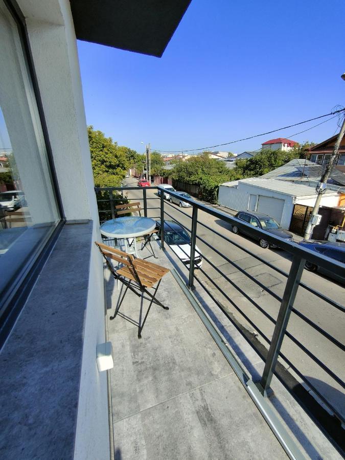 2 Rooms Apartment I Love Tea Bucarest Esterno foto