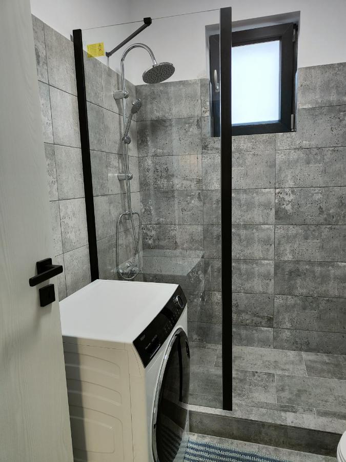 2 Rooms Apartment I Love Tea Bucarest Esterno foto